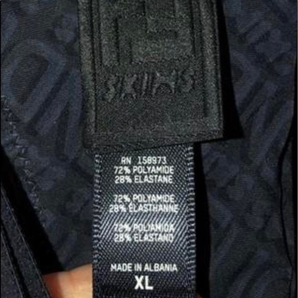 Fendi X Skims skimpy scoop neck bralette **RARE - Picture 4 of 6